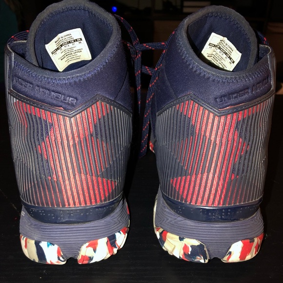 Steph Curry UA Size 13 - Picture 3 of 7